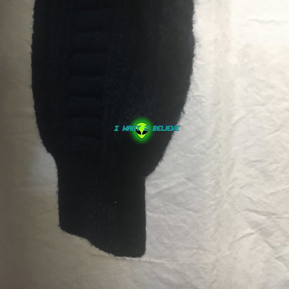 *ON HOLD* Pendleton Wool Sweater - Medium - Picture 4 of 7